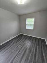 3674-3680-3680 Mccarley Dr S in Columbus, OH - Building Photo - Building Photo