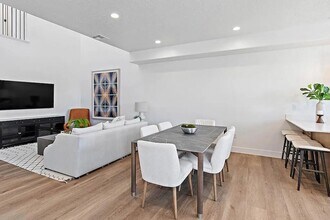 1061 W Albertine Ln in Saint George, UT - Building Photo - Building Photo