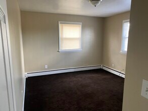 1125 N Highland Ave in Girard, OH - Building Photo - Building Photo