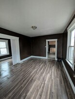 1169 E 60th St in Cleveland, OH - Building Photo