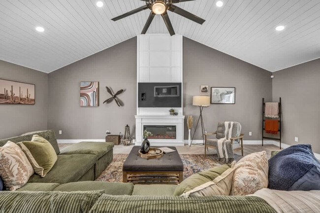 property at 1036 Union Ave