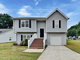 869 Tramore Dr in Stockbridge, GA - Building Photo