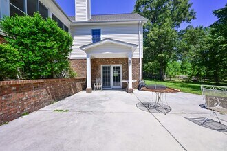 237 Riverbend Rd in Jacksonville, NC - Building Photo - Building Photo