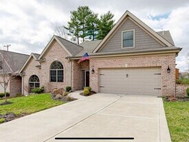 103 Elm St in Imperial, PA - Building Photo