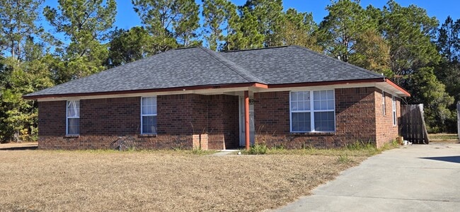 property at 1005 Lamar Ct