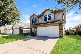 18819 Dennington Dr in Katy, TX - Building Photo - Building Photo