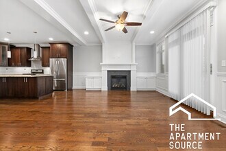 1324 W Grand Ave in Chicago, IL - Building Photo - Building Photo