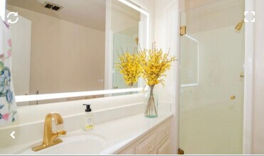 8710 Delgany Ave in Los Angeles, CA - Building Photo - Building Photo