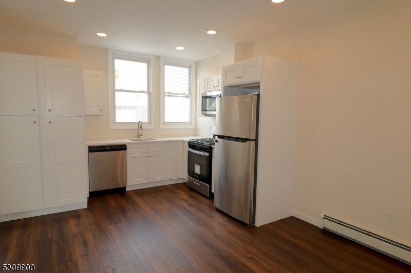 273 Walnut St, Unit 3 in Newark, NJ - Building Photo