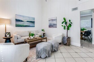 110 Ocean Dr in Richardson, TX - Building Photo - Building Photo