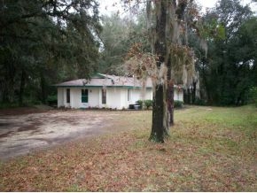 2321 Forest Dr in Inverness, FL - Building Photo