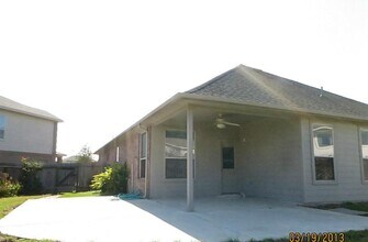 6302 Richland Hills Dr in Katy, TX - Foto de edificio - Building Photo