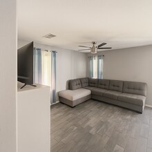 40339 Pantano Rd in Palmdale, CA - Building Photo - Building Photo