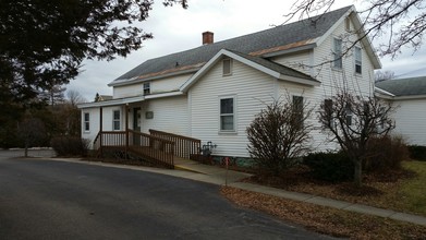 16 Railroad St in Essex Junction, VT - Building Photo - Building Photo