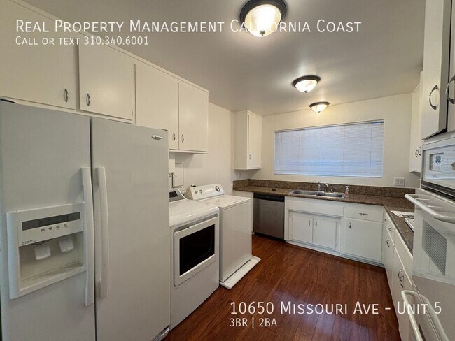 10650 Missouri Ave in Los Angeles, CA - Building Photo - Building Photo