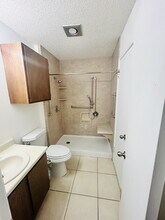 10118 Rainbow Bend in San Antonio, TX - Building Photo - Building Photo
