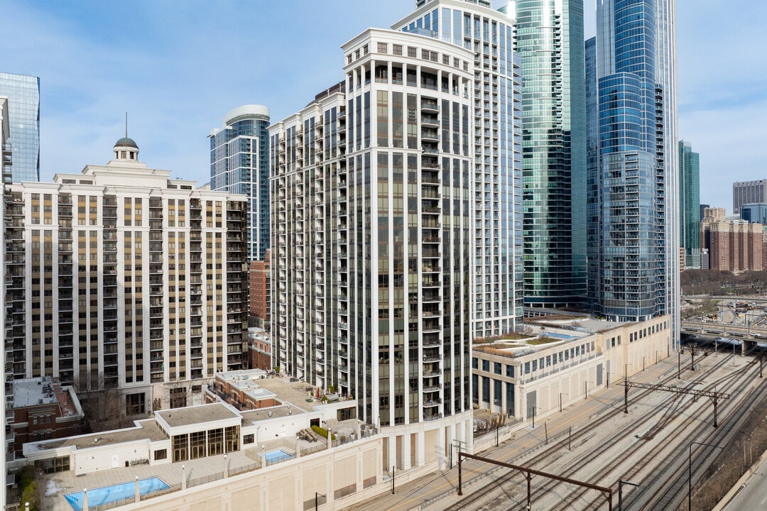 Mueseum Park Tower III in Chicago, IL - Building Photo