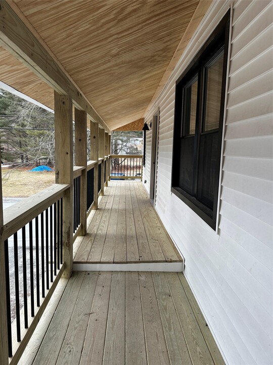 550 State Rte 55-Unit -2 in Eldred, NY - Building Photo