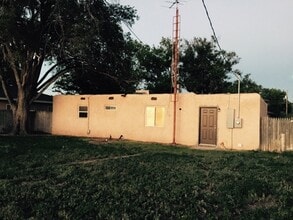 108 Colorado Dr in Portales, NM - Building Photo - Building Photo