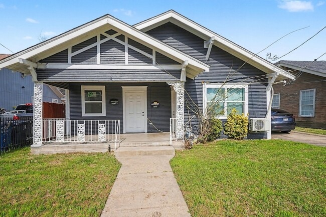 4805 Belmont Ave in Dallas, TX - Building Photo - Building Photo