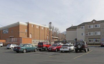 Hamilton Place in Salt Lake City, UT - Building Photo - Building Photo