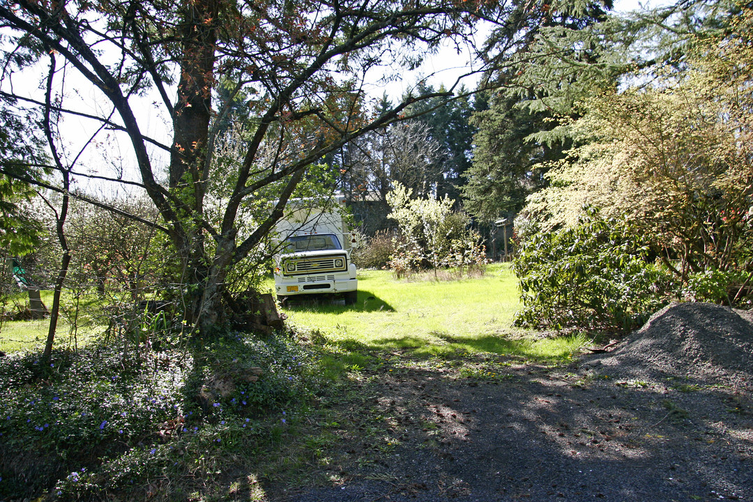 5811 SW 30th Ave in Portland, OR - Building Photo