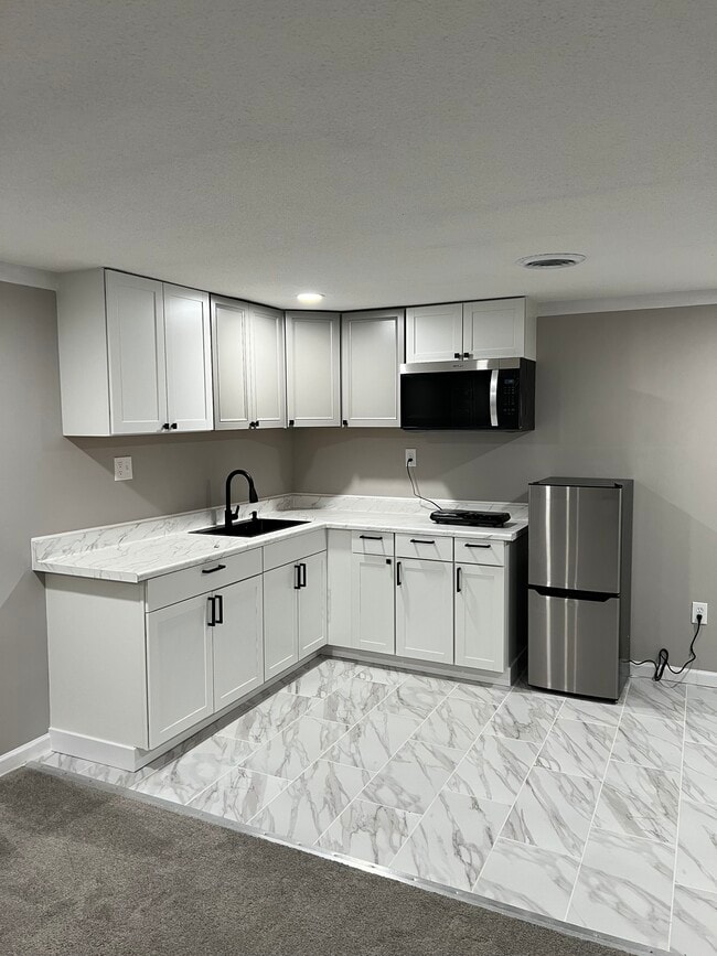 property at 733 Chapelgate Dr