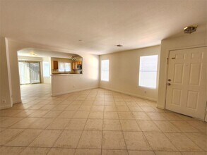 6489 Dune Point Ct in Las Vegas, NV - Building Photo - Building Photo