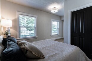 101 N Rose St in Elmwood, IL - Building Photo