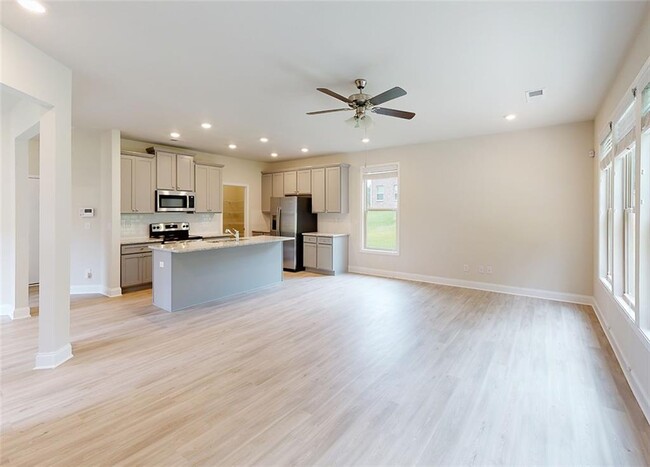 3413 Appaloosa Trl in Conyers, GA - Foto de edificio - Building Photo