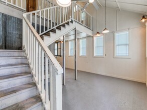 1005 Center Cir in Salado, TX - Building Photo - Building Photo