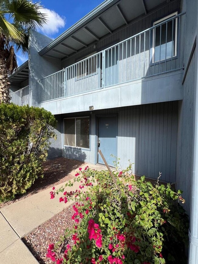 property at 1723 E Glenn St