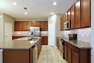 294 Merry Brook Cir in Sanford, FL - Building Photo - Building Photo
