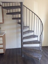 108 W Charles St, Unit 109 in Champaign, IL - Building Photo - Building Photo