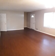 4590 Sandy Plains Rd in Marietta, GA - Building Photo - Building Photo