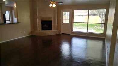 2704 Orion Dr in League City, TX - Building Photo - Building Photo