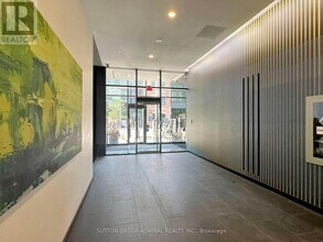 625-629 King St W in Toronto, ON - Building Photo - Building Photo