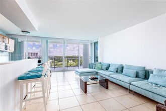 16500 Collins Ave, Unit 655 in Sunny Isles Beach, FL - Building Photo - Building Photo