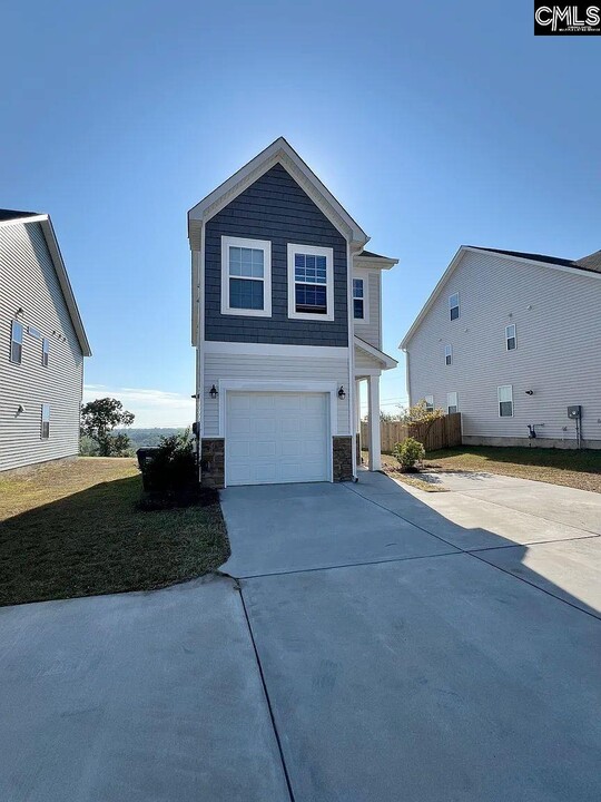 199 Kitti Wake Dr in West Columbia, SC - Building Photo