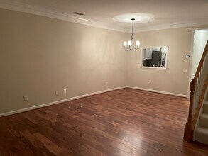 1813 Kenwood Ave in Alexandria, VA - Building Photo - Building Photo