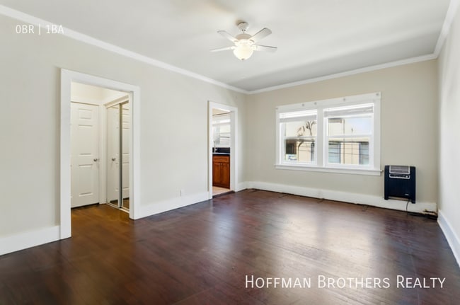 property at 323 W 4th St