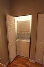 1463 W Huron St, Unit 1F in Chicago, IL - Building Photo - Building Photo