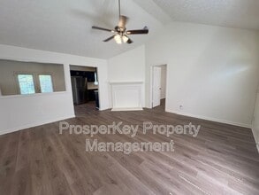 205 Bonanza Dr in Phenix City, AL - Building Photo - Building Photo
