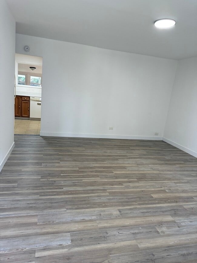 533 Redwood Rd in Bolingbrook, IL - Building Photo - Building Photo