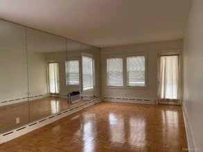 75 Mohawk Ave in East Atlantic Beach, NY - Building Photo - Building Photo