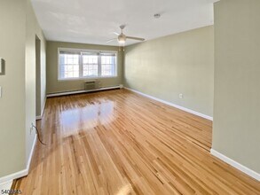 605 Grove in Clifton, NJ - Building Photo - Building Photo