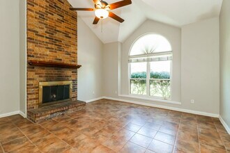 2907 Stinwick Ln in Grand Prairie, TX - Building Photo - Building Photo