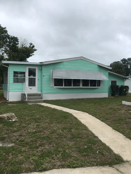 5467 Rogers Ave in Port Orange, FL - Building Photo