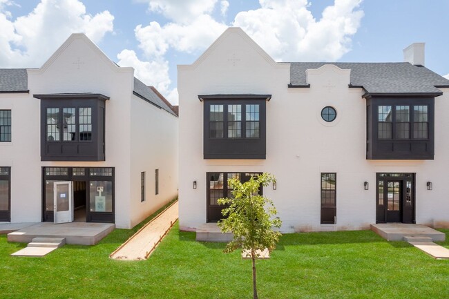 property at 18814 Selah Wy