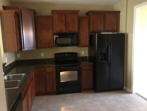 605 Hemingway Cir in Summerville, SC - Building Photo - Building Photo